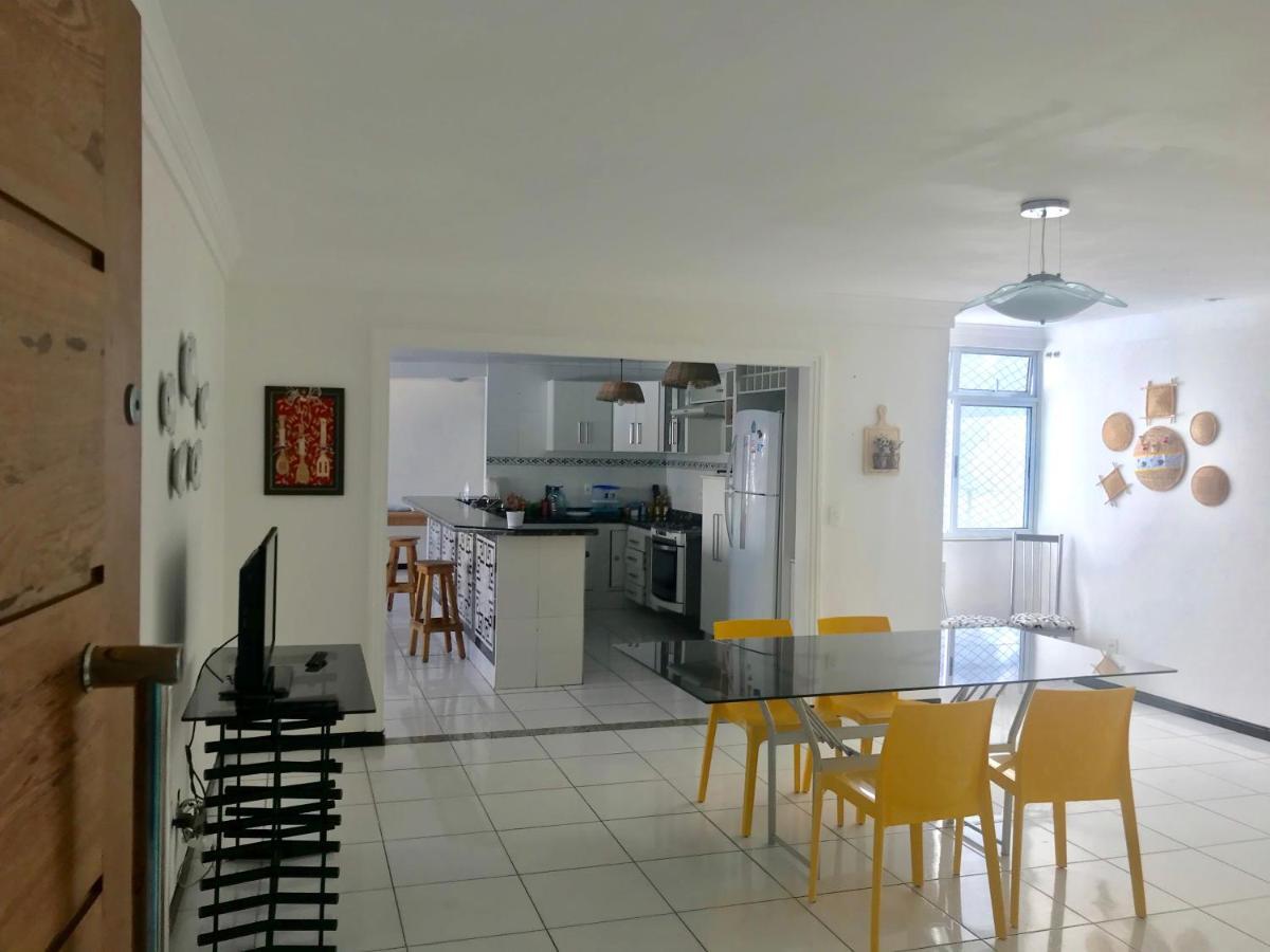 Porto Das Palmeiras Hostel Сальвадор Экстерьер фото